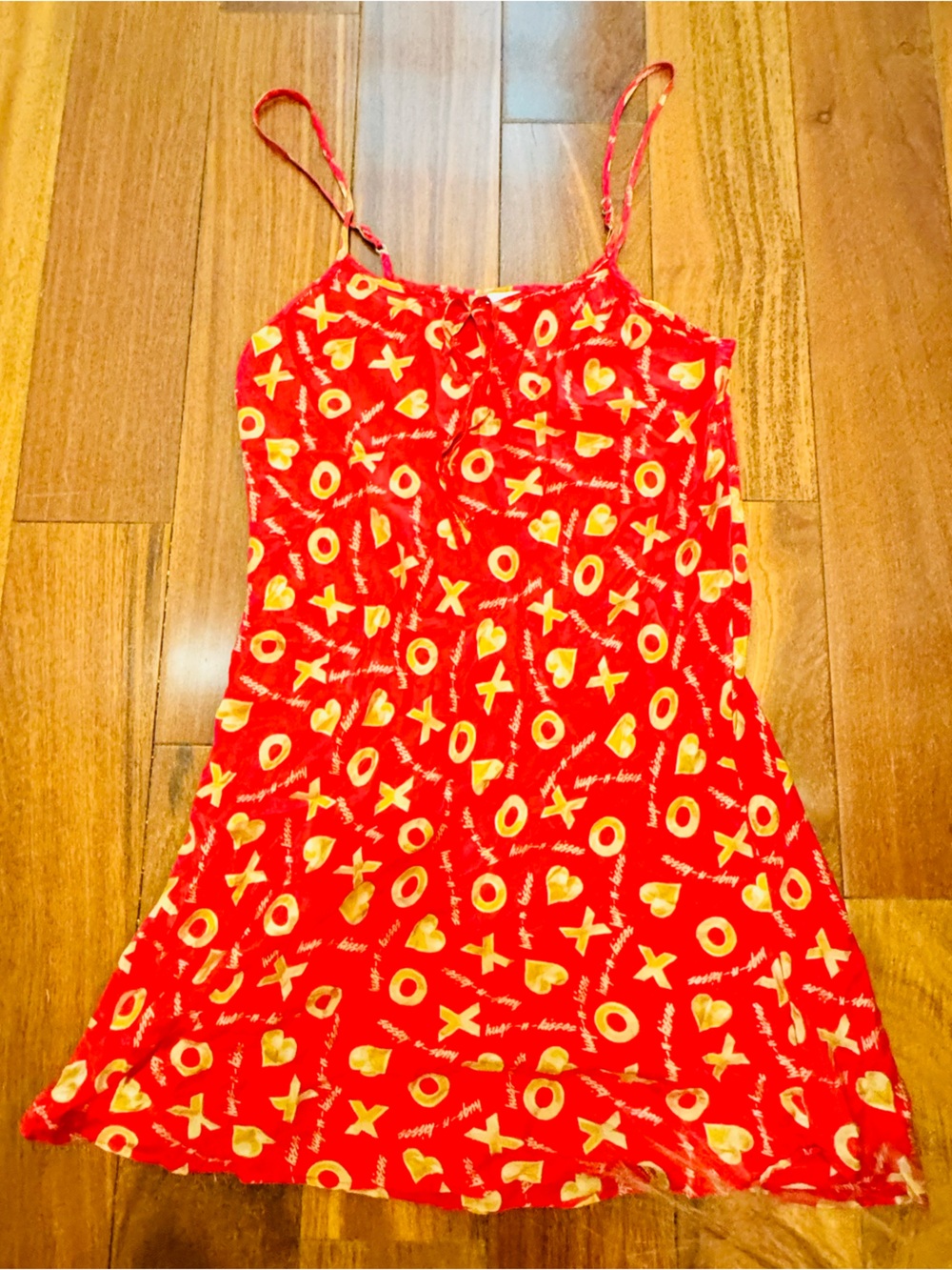 Intimate Style 100% Silk Red XOXO Cami Top Small Hugs Kisses Y2K Valentine